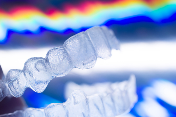 Invisalign Vs  Lingual Braces